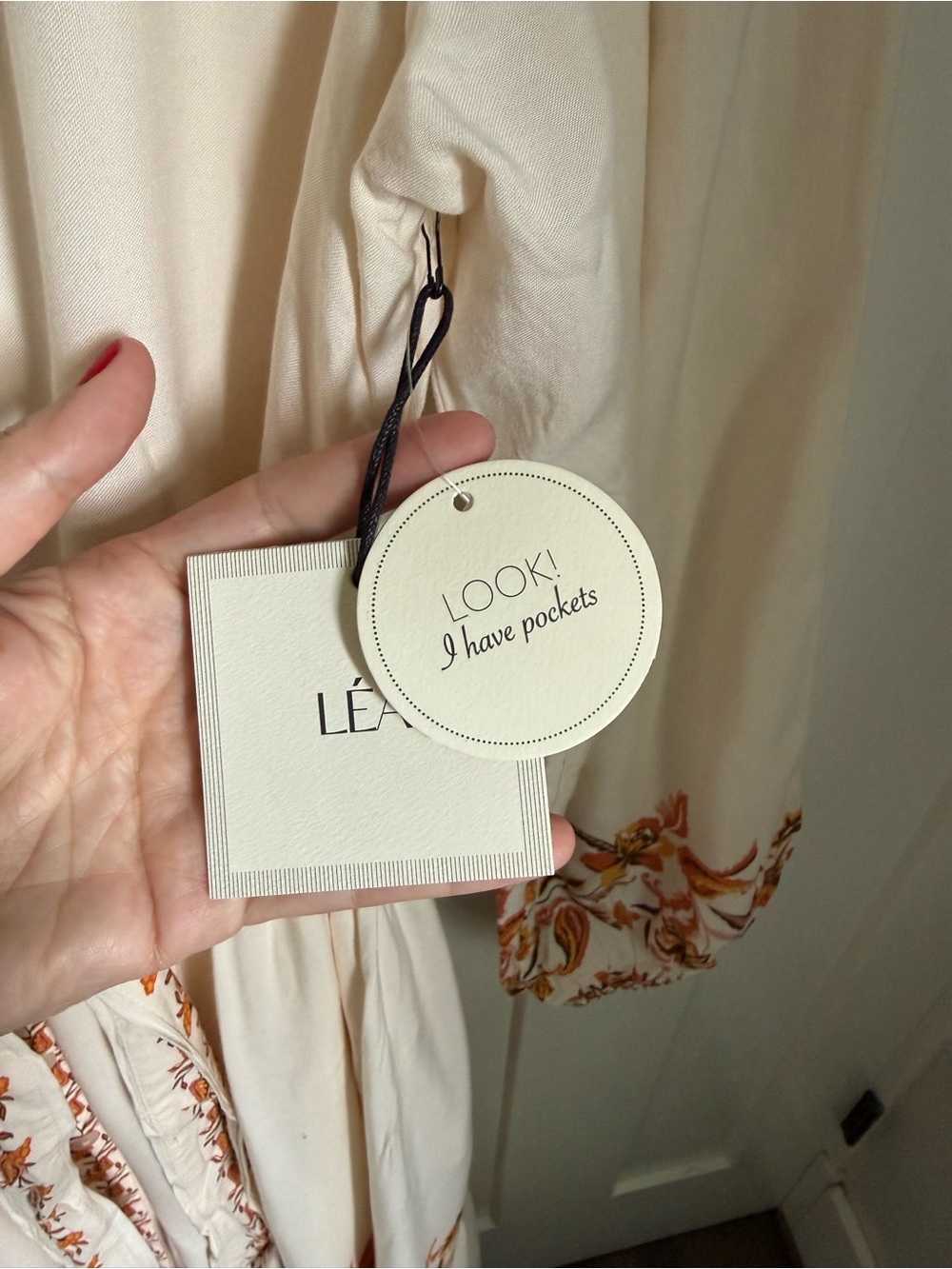 NWT LEA floral border maxi dress with a V-neckline and tie waist. Size Small. - Picture 6 of 12